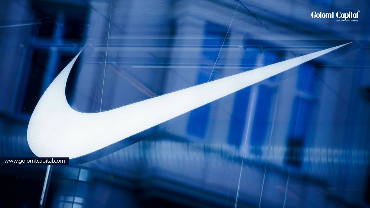 Nike-д 31 жил  ажилласан Маркетингийн захирал нь солигдлоо.