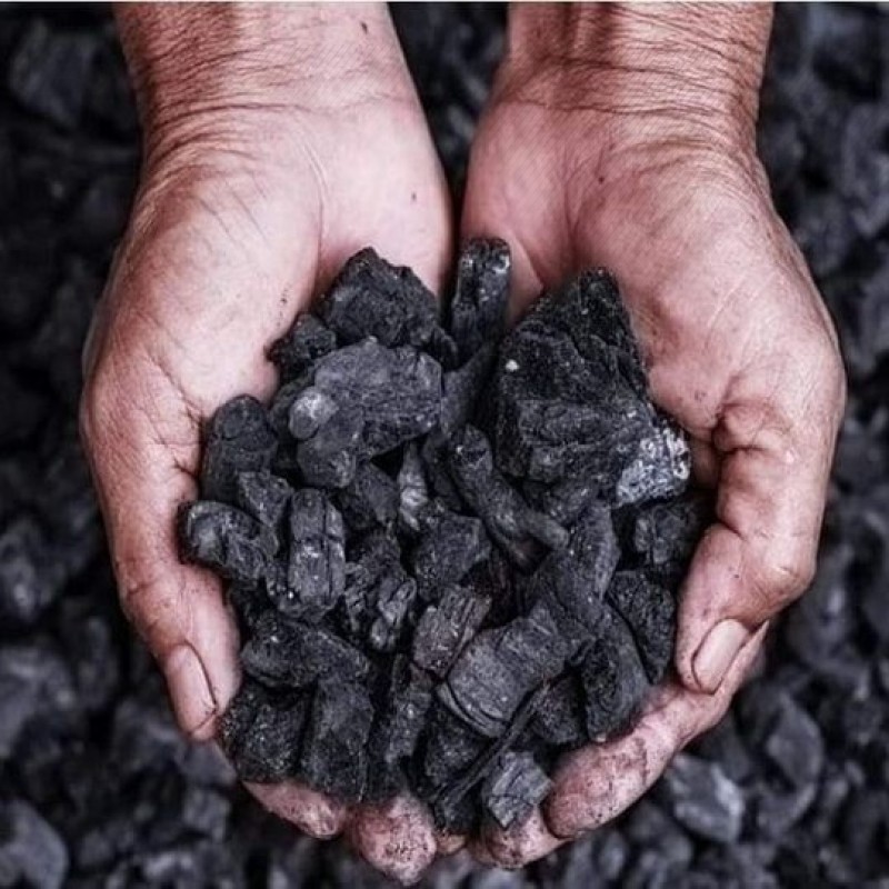 Монгол Улсын нүүрсний экспорт үнийн дүнгээр 38.6% буурчээ