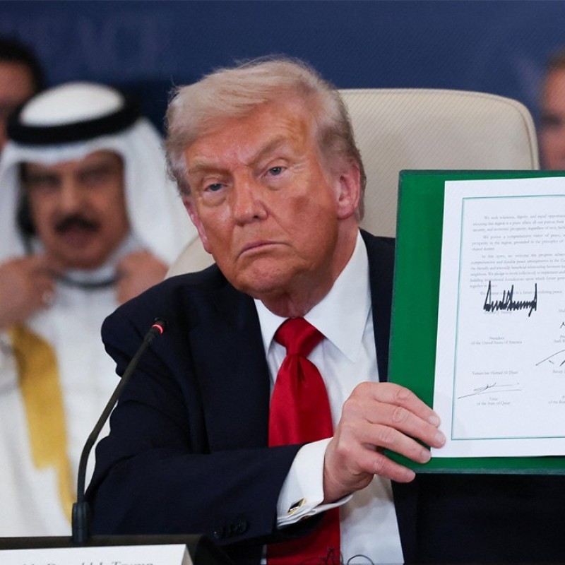 Трамп дайныг дуусгахаар Газын зурваст ирлээ.