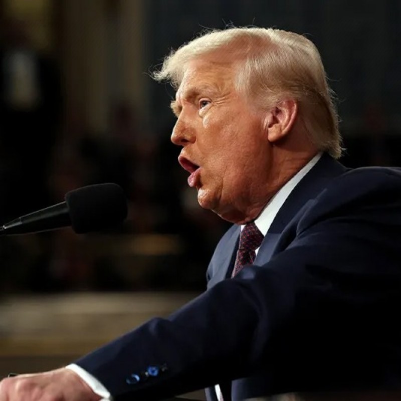 Сенат Трампын Ирантай холбоотой цэргийн эрх мэдлийг хязгаарлахаар урагшлав