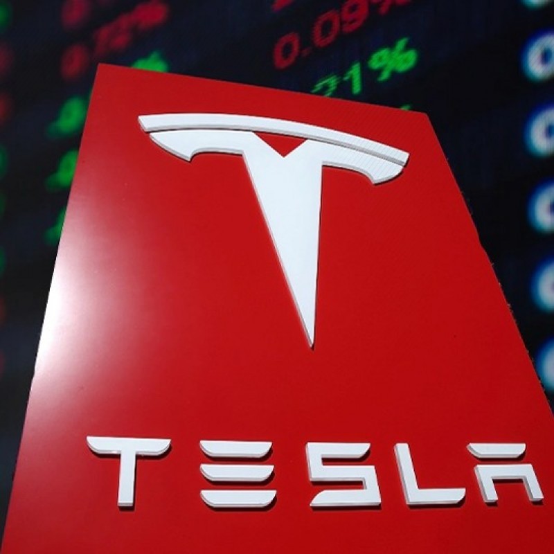 Tesla-ийн 4-р улирлын тайлан хүлээлт давлаа.