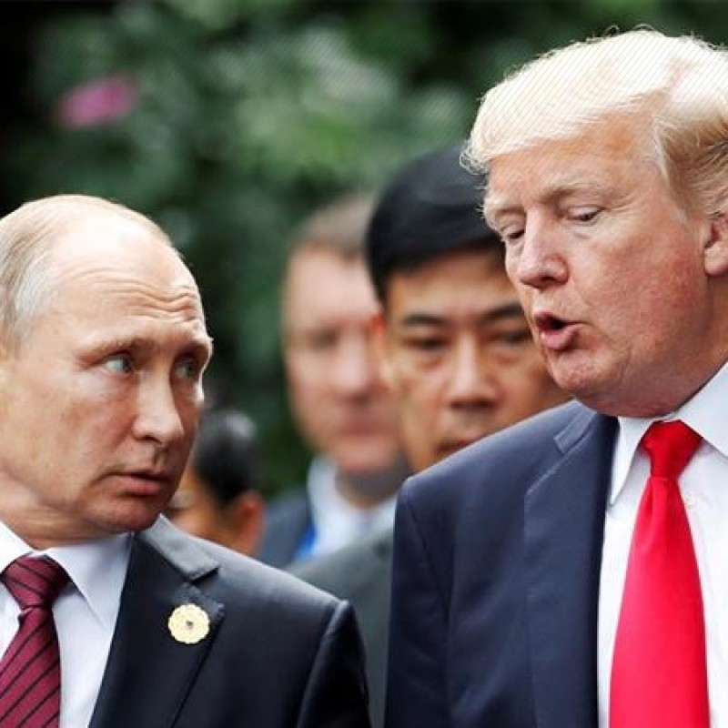Трамп, Путин нар уулзахаар тохиролцов